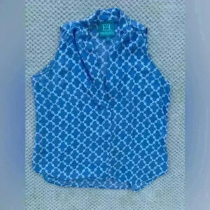 Escapada sleeveless blouse sz M summer casual modest minimalist feminine